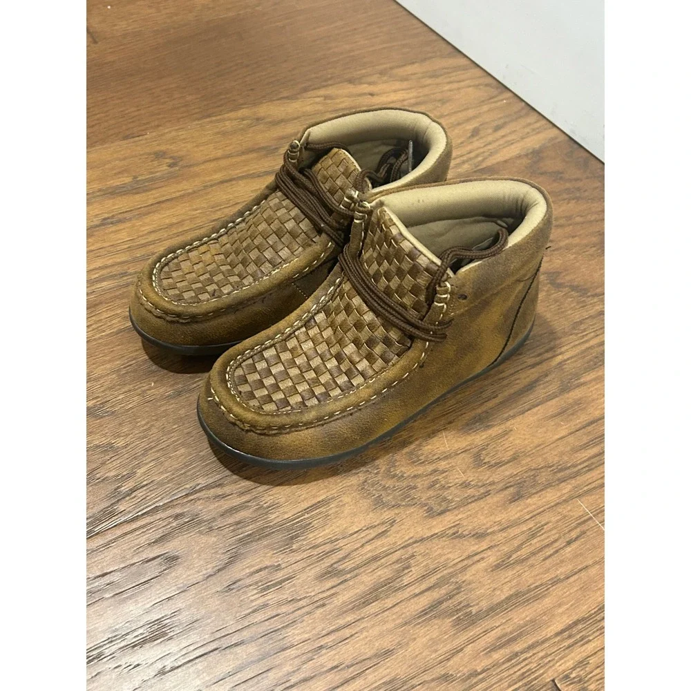 N/A boys brown